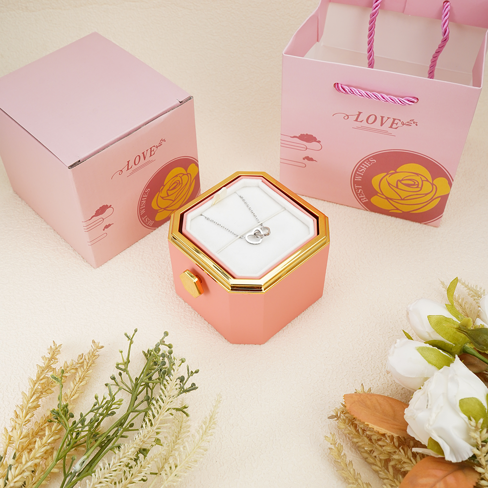 Boundless Love Necklace - Gold