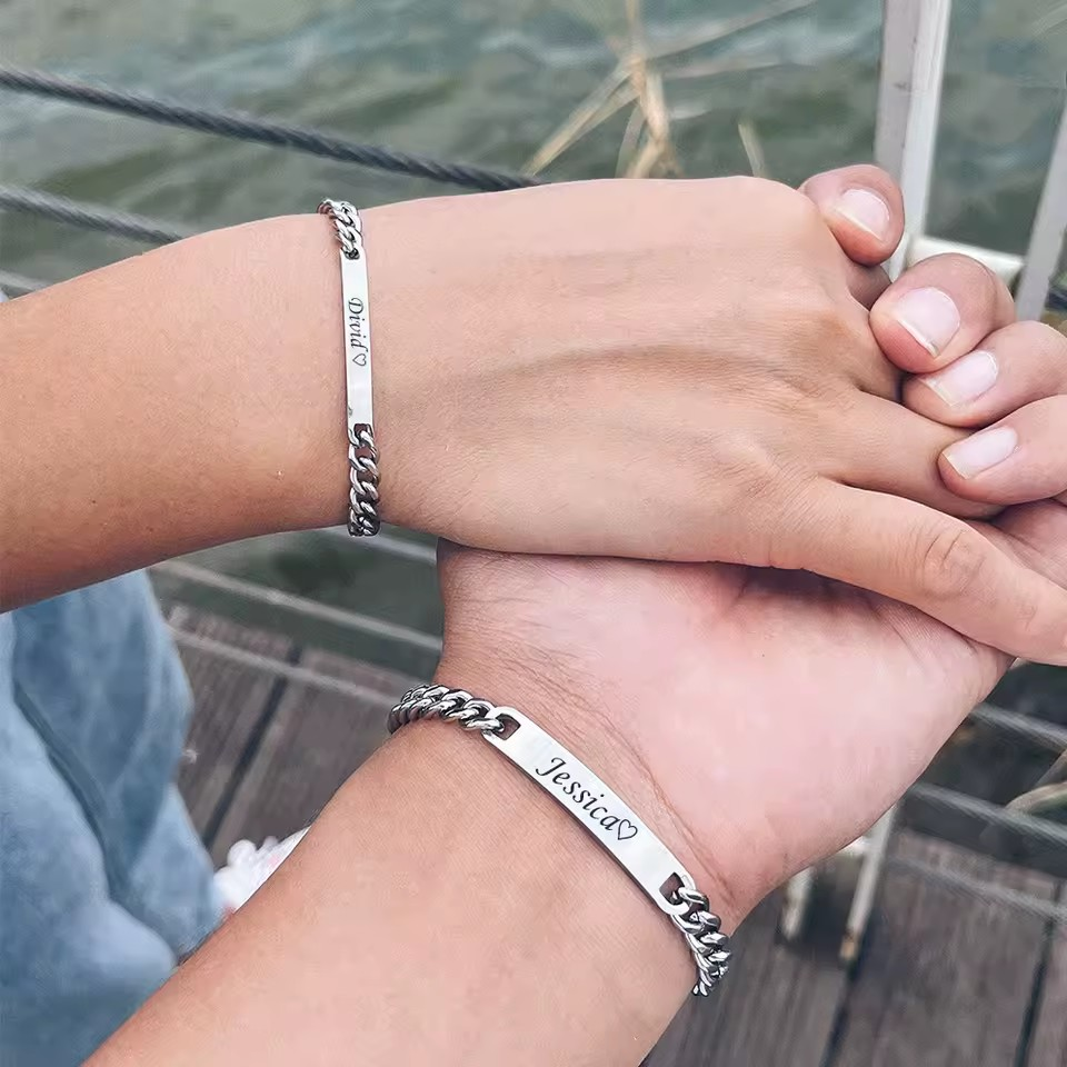 Endless Love - Engraved Bracelets with Rose Box - Rose Gold