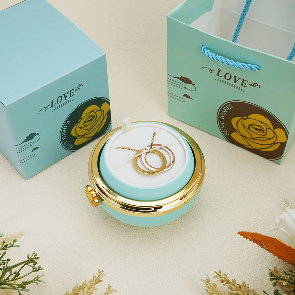 Forever linked together - Necklace