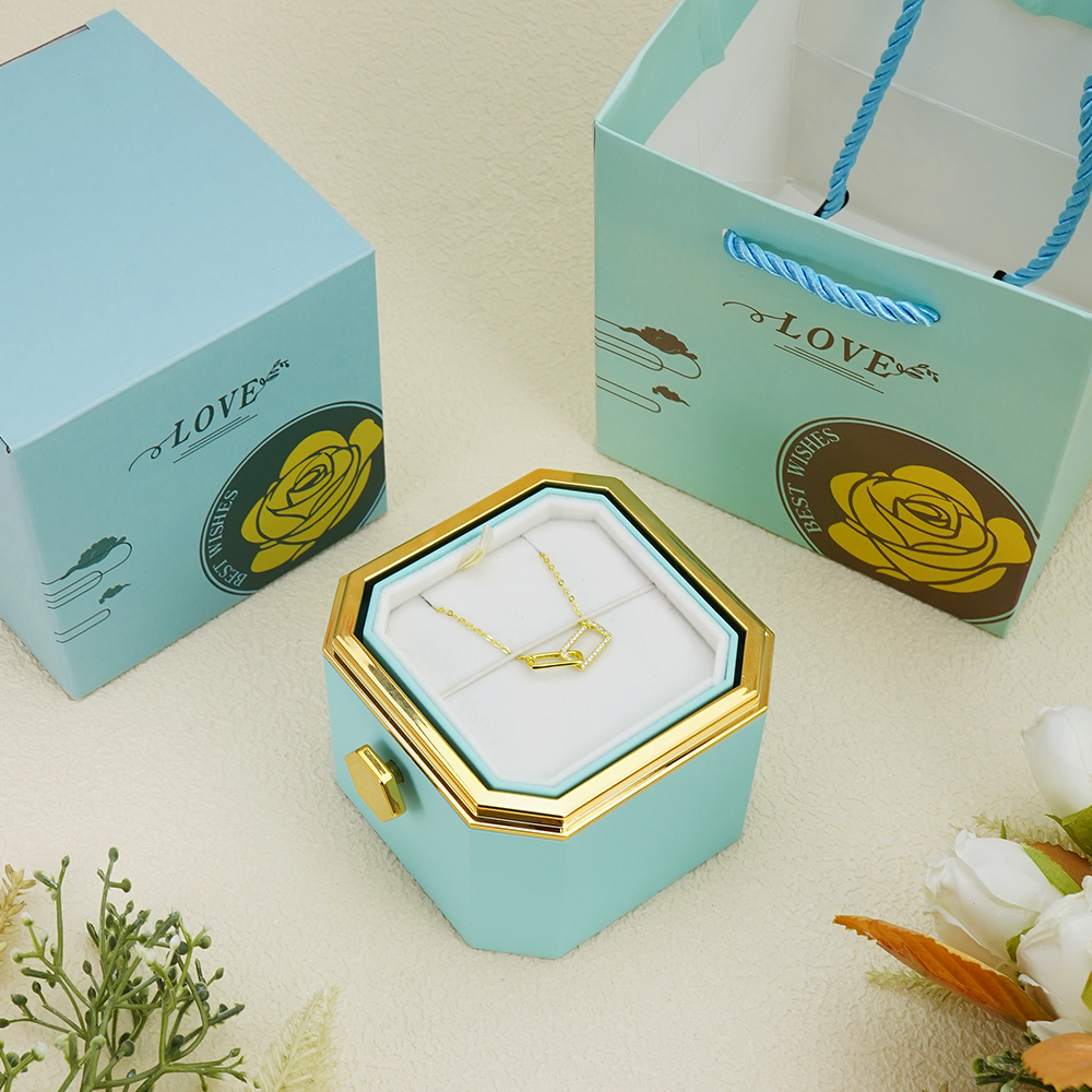 Eternal Rose Box - Interlocked necklace - Gold