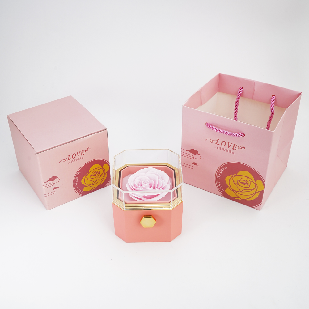 Eternal Rose Box - Interlocked necklace - Gold